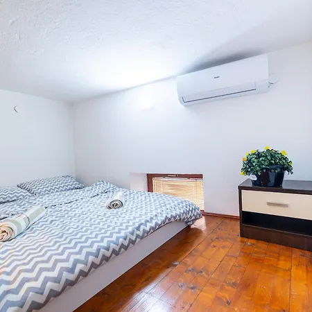 Urban Nest Across Scc Appartement *