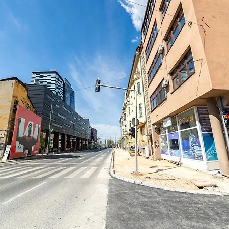Urban Nest Across Scc דירה סראייבו